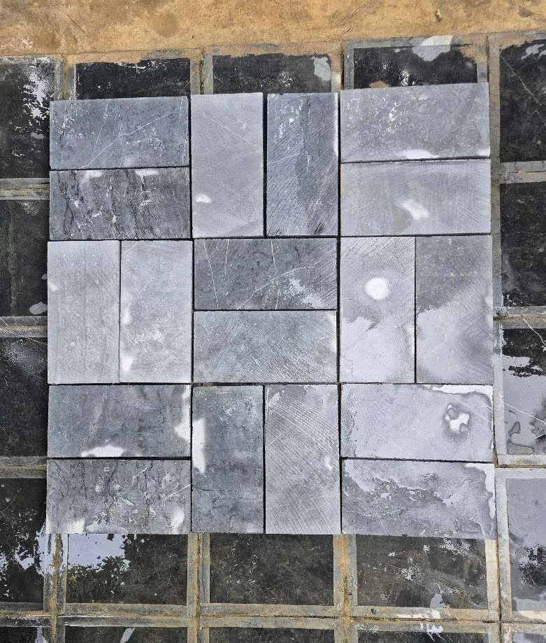 Đá mặt thô 15x30x3cm